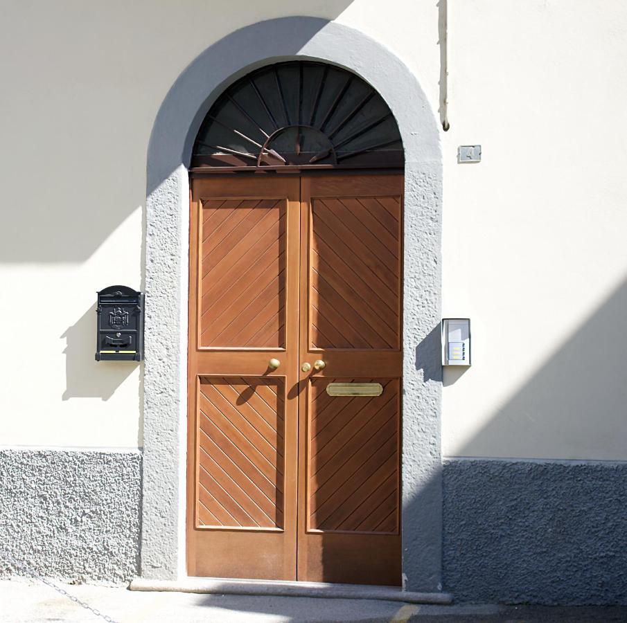 La Casa Sul Sasso In Town Serviced Accommodations Дервіо Екстер'єр фото