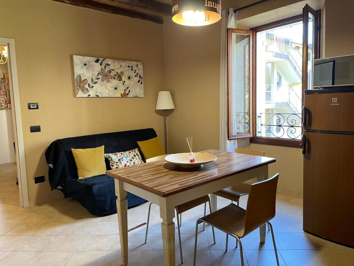 La Casa Sul Sasso In Town Serviced Accommodations Дервіо Екстер'єр фото